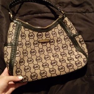 Michael kors purse